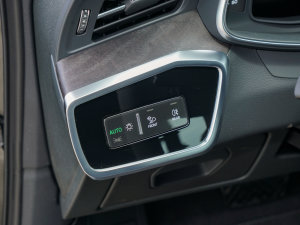 2023Ŀ 45 TFSI quattro xӸ п؅^