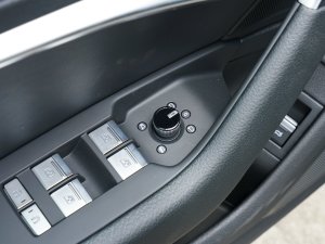 2023Ŀ 45 TFSI quattro xӸ п؅^