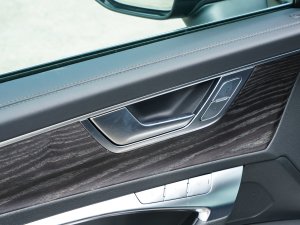 2023Ŀ 45 TFSI quattro xӸ п؅^