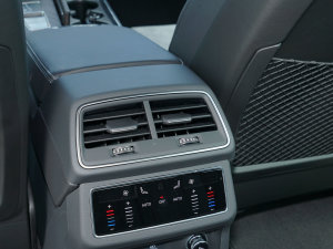 2023Ŀ 45 TFSI quattro xӸ п؅^