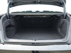 2023Ŀ 40 TFSI AӸ g