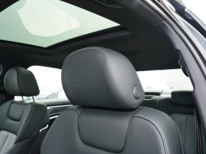 2023Ŀ 40 TFSI AӸ g