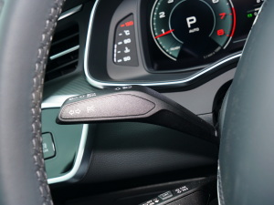 2023Ŀ 40 TFSI A п؅^