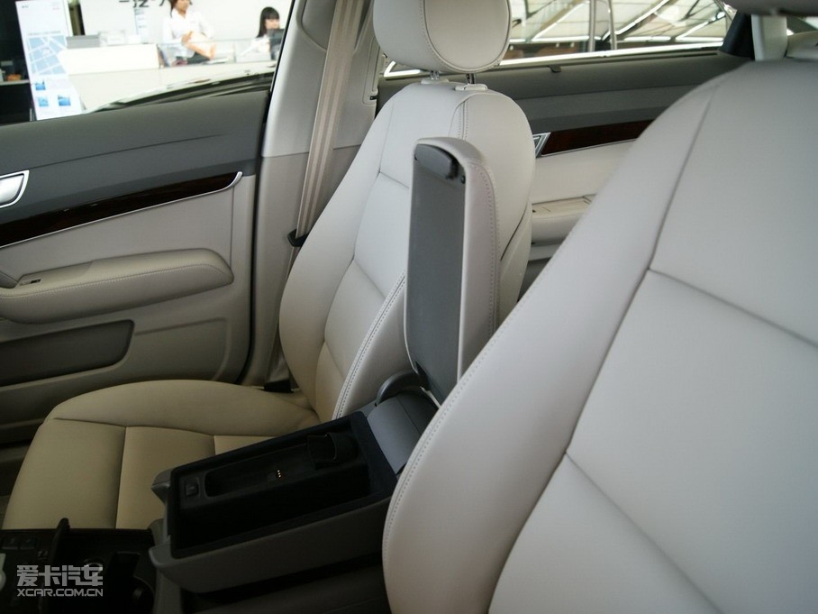 2010?yun)WA6L 2.8L CVT(q)A