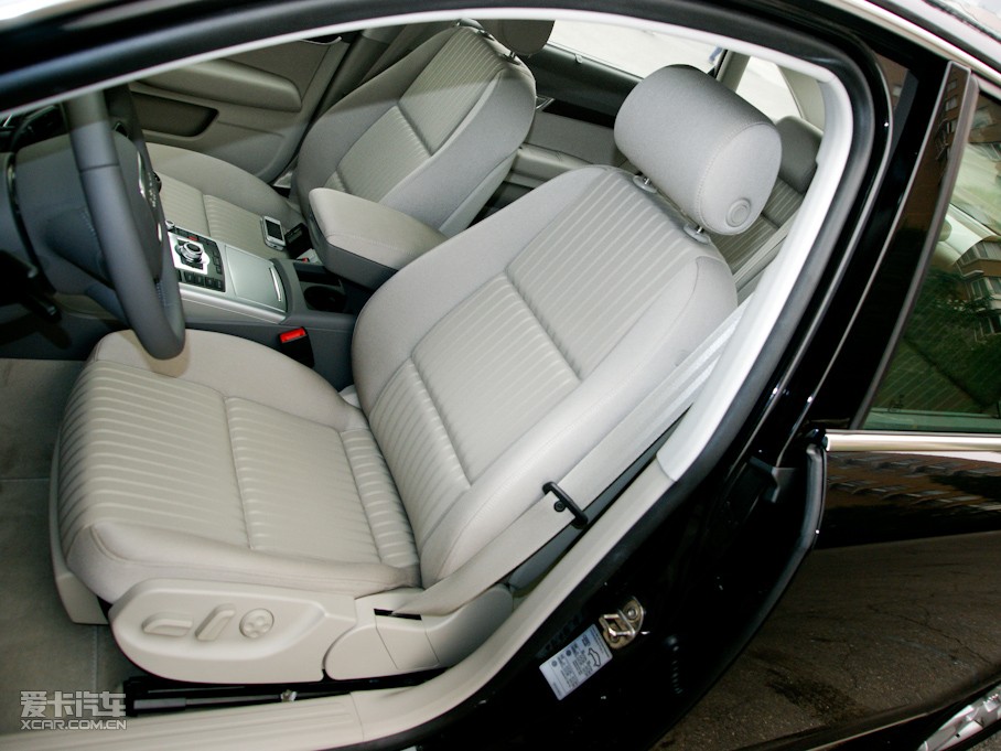 2010?yun)WA6L 2.0T ք(dng)(q)(bio)(zhn)