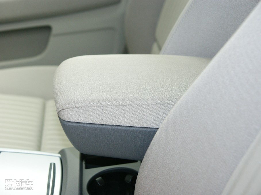 2010?yun)WA6L 2.0T ք(dng)(q)(bio)(zhn)