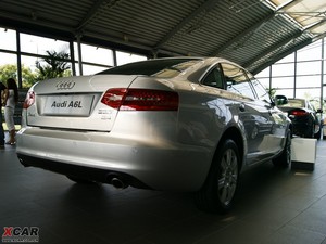 20102.4L CVT򌼼g w^