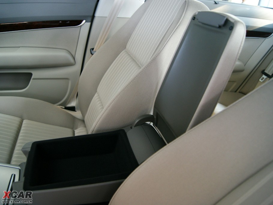 2010WA6L 2.0T CVT˜ʰ