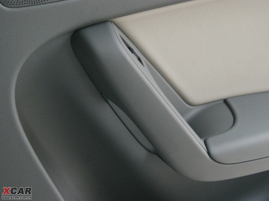 2010?yun)WA4L 2.0TFSI CVTA