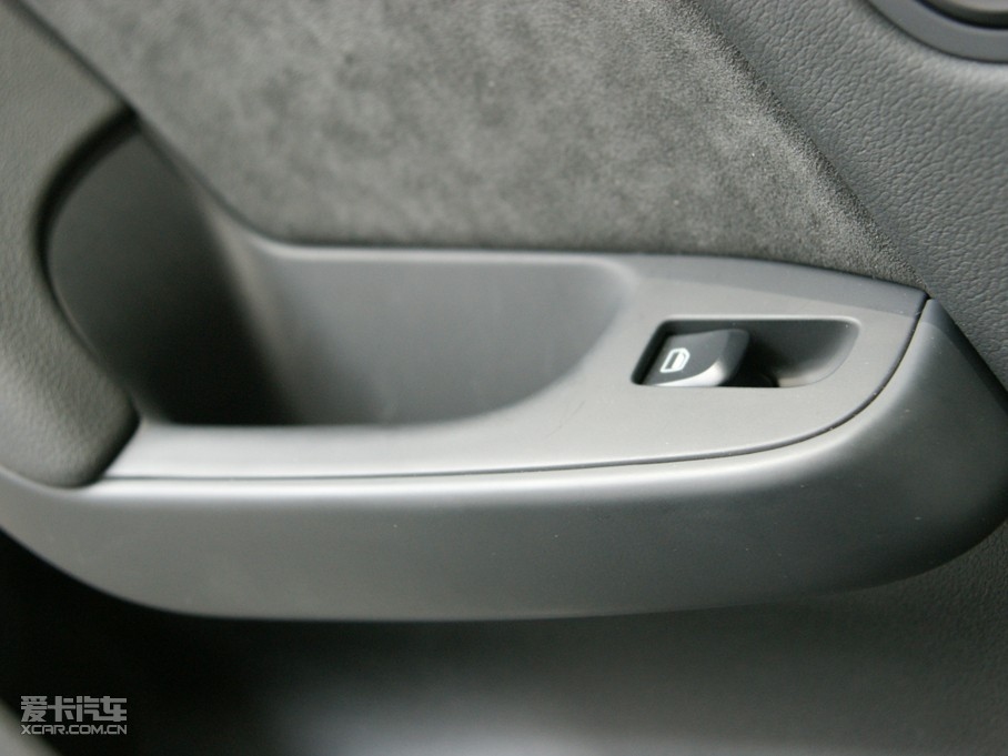 2010?yun)WA4L 2.0TFSI CVT\(yn)(dng)