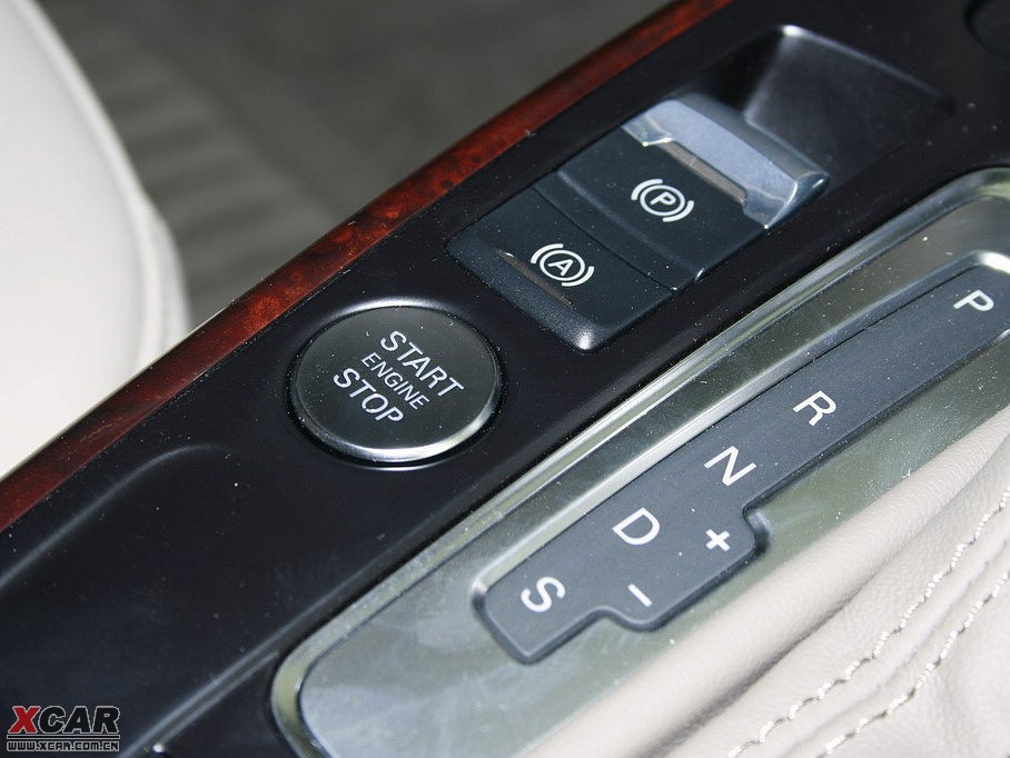 2010WA4L 2.0TFSI CVTg