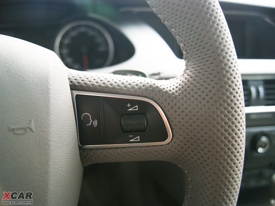 2010?yun)WA4L 2.0TFSI CVTA