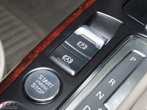2010款2.0TFSI CVT技术版 中控区