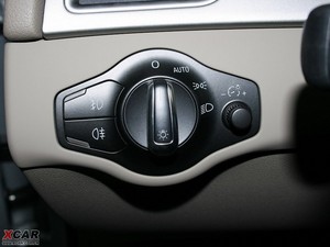 20102.0TFSI CVTg п؅^