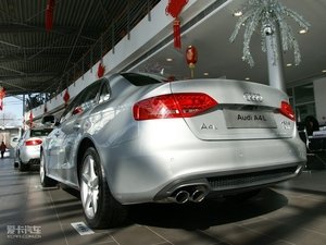 20102.0TFSI CVT\Ӱ w^