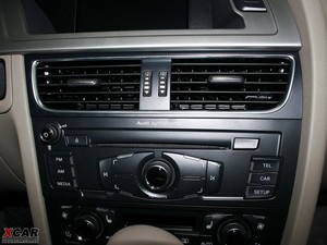 2010款2.0TFSI CVT技术版 空调出风口