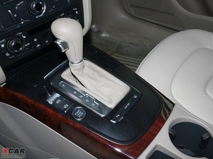 20102.0TFSI CVTg п؅^