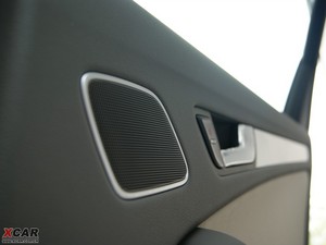 2010款2.0TFSI CVT标准版 空间座椅