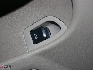 20102.0TFSI CVTg п؅^