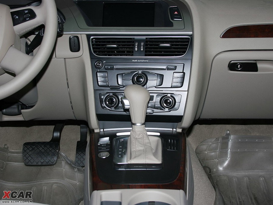 2010WA4L 2.0TFSI CVTg