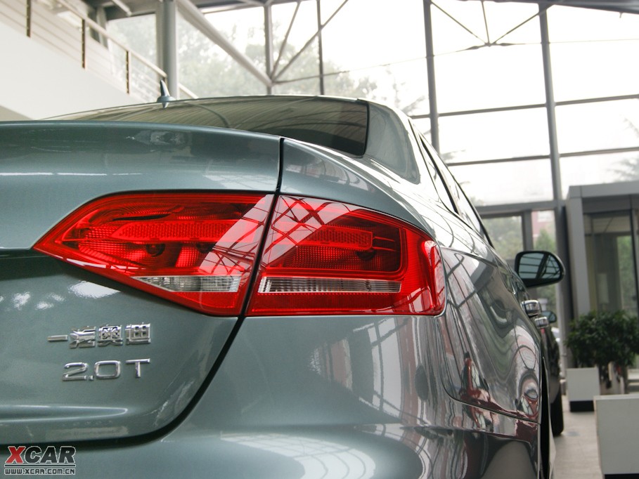 2010?yun)WA4L 2.0TFSI CVTA