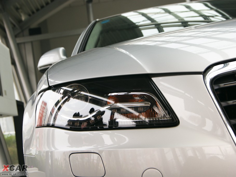 2010µA4L 2.0TFSI CVT׼