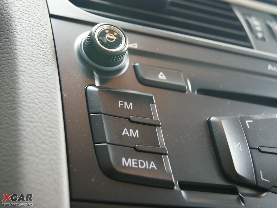 2010?yun)WA4L 2.0TFSI CVT(bio)(zhn)