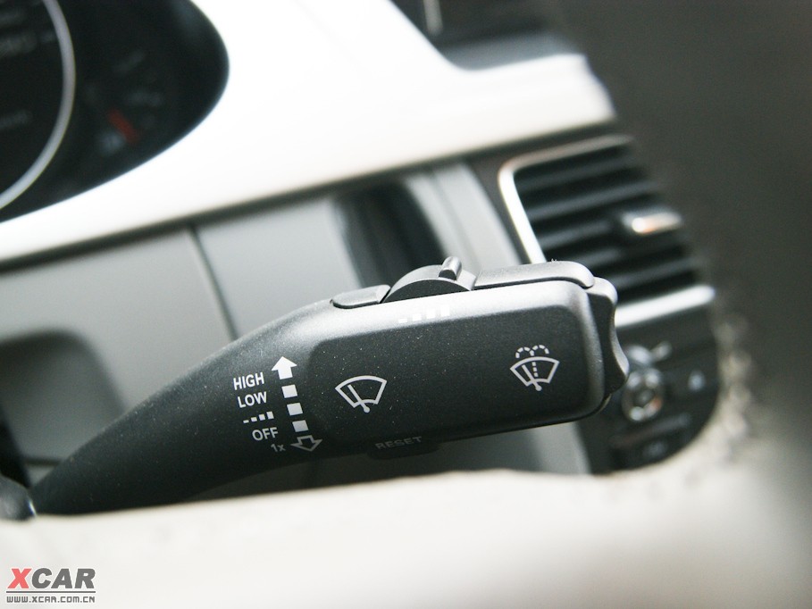 2010WA4L 2.0TFSI CVT˜ʰ