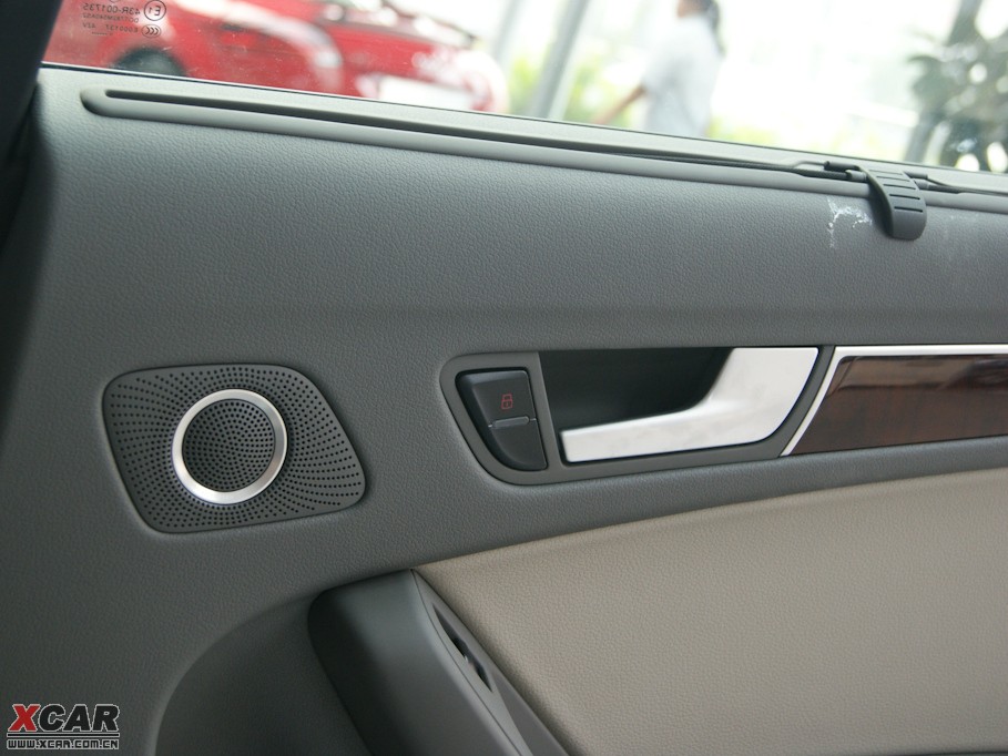 2010?yun)WA4L 2.0TFSI CVTA