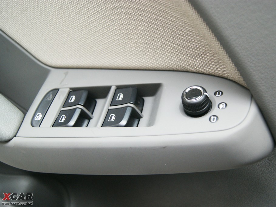 2010?yun)WA4L 2.0TFSI CVT(bio)(zhn)