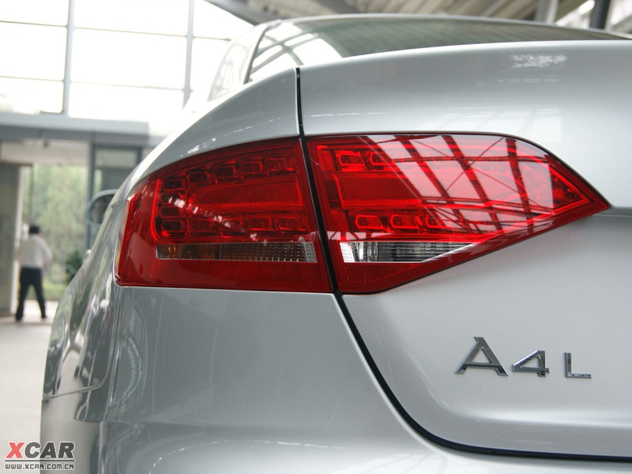 2010WA4L 2.0TFSI CVT˜ʰ