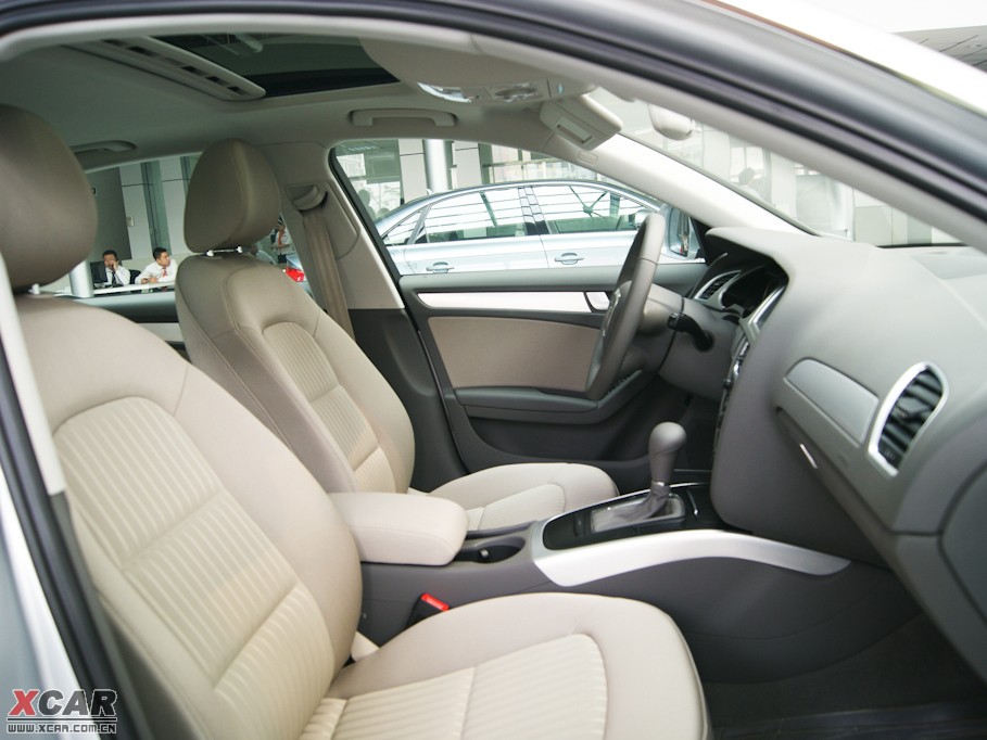 2010WA4L 2.0TFSI CVT˜ʰ