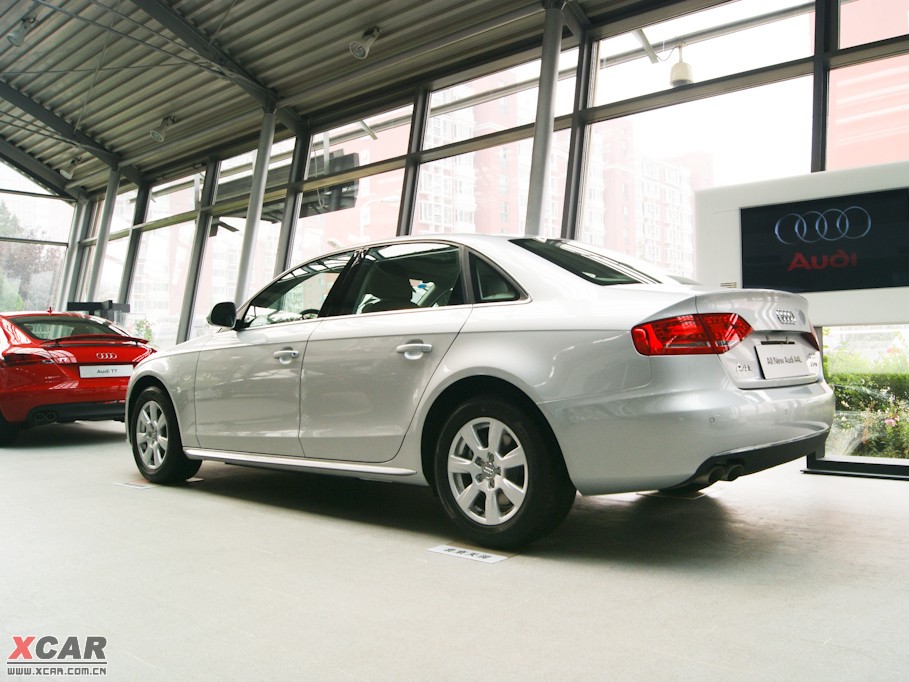 2010µA4L 2.0TFSI CVT׼