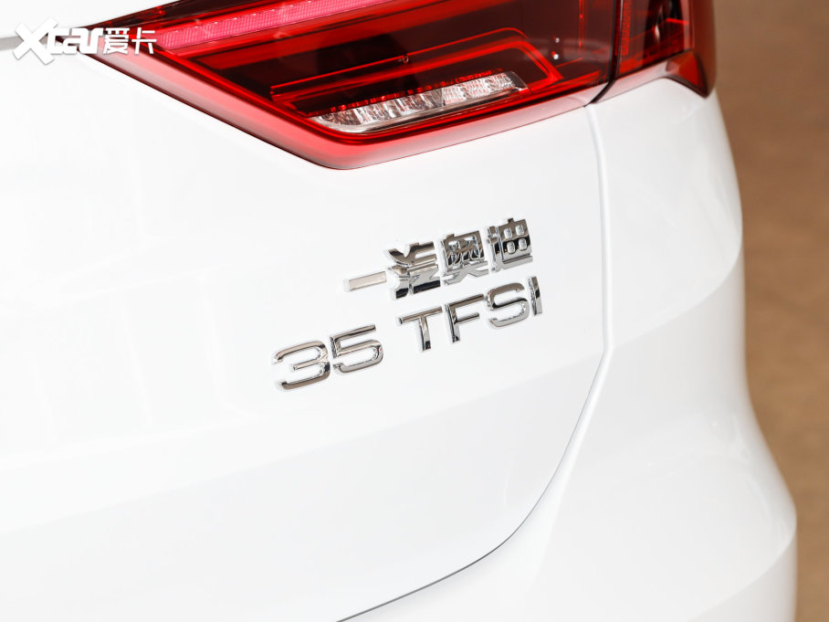 2023��W��Q3 35 TFSI �Mȡ�Ӹ���(1.4T)