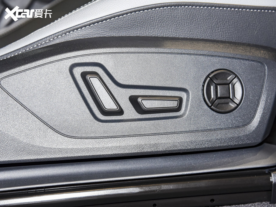 2023WQ3 35 TFSI rЄӸ(1.4T)