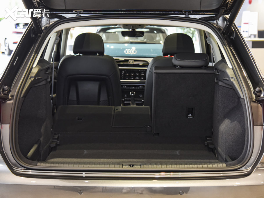 2023WQ3 35 TFSI rЄӸ(1.4T)