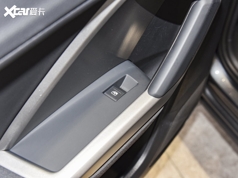 2023WQ3 35 TFSI rЄӸ(1.4T)