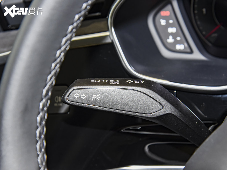 2023WQ3 35 TFSI rЄӸ(1.4T)