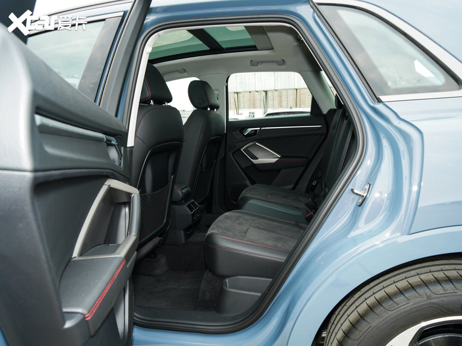 2023?yun)WQ3 40 TFSI RS׼ȼ