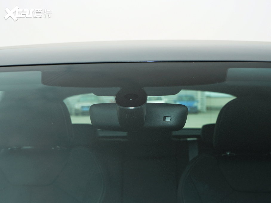 2023WQ3 45 TFSI quattro rЄӸ