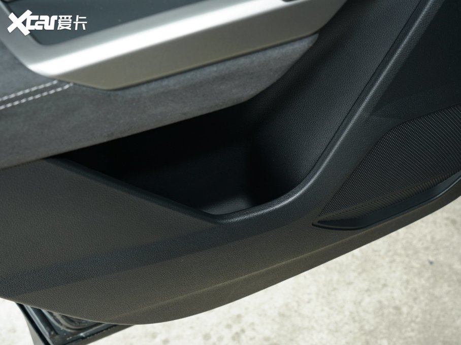 2023WQ3 45 TFSI quattro rЄӸ