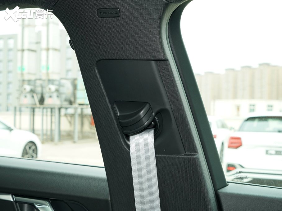 2023WQ3 45 TFSI quattro rЄӸ