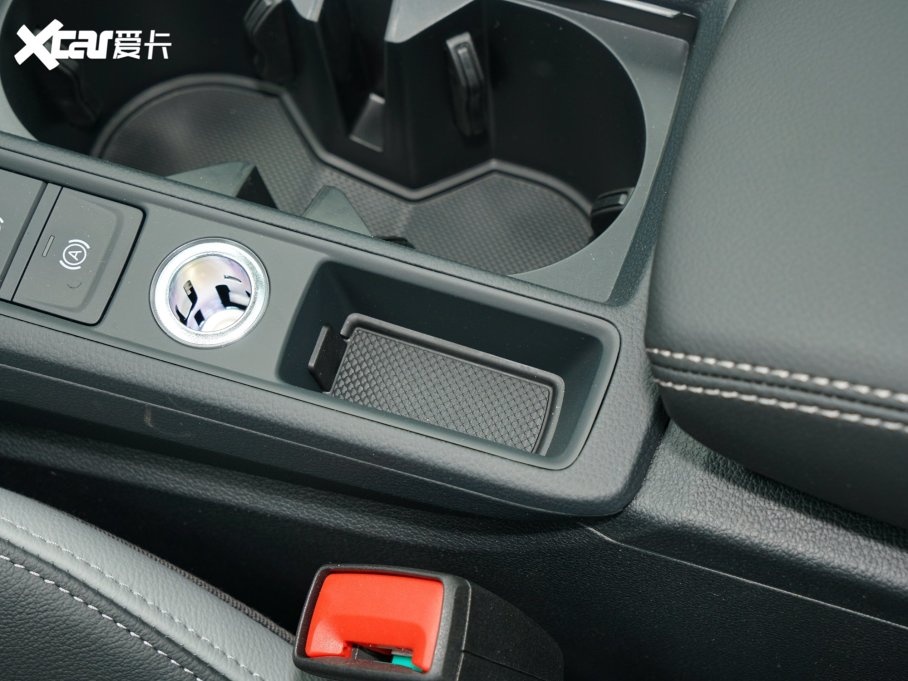 2023WQ3 45 TFSI quattro rЄӸ