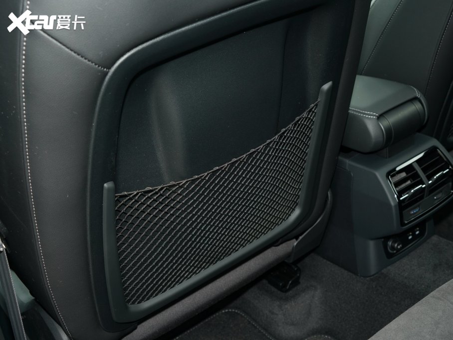 2023WQ3 45 TFSI quattro rЄӸ