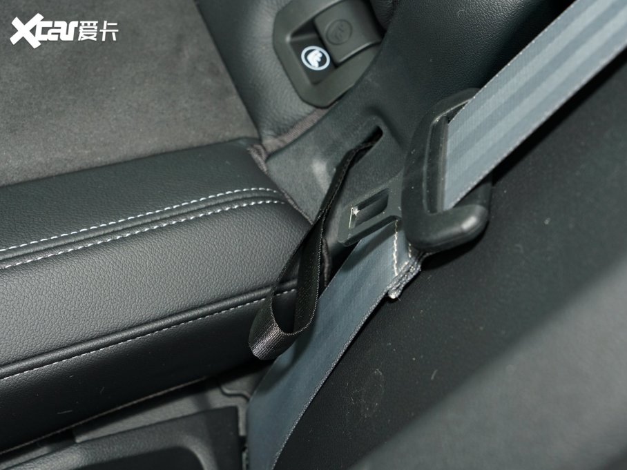 2023WQ3 45 TFSI quattro rЄӸ