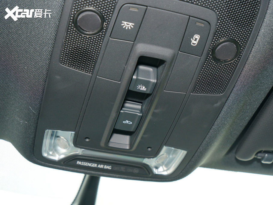 2023WQ3 45 TFSI quattro rЄӸ