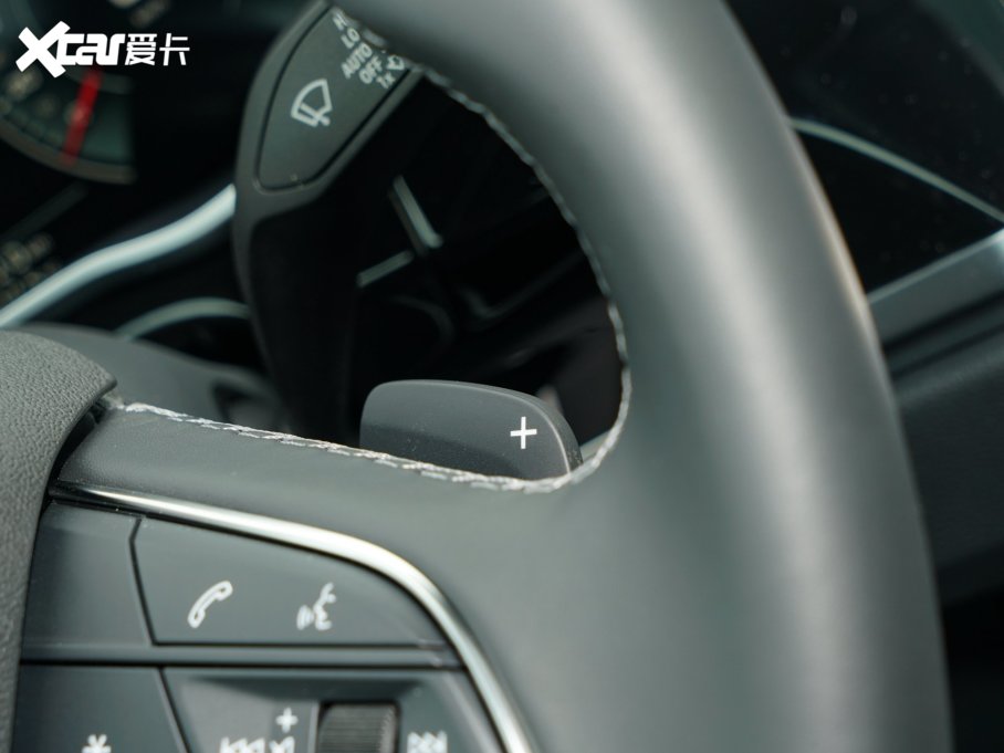 2023WQ3 45 TFSI quattro rЄӸ