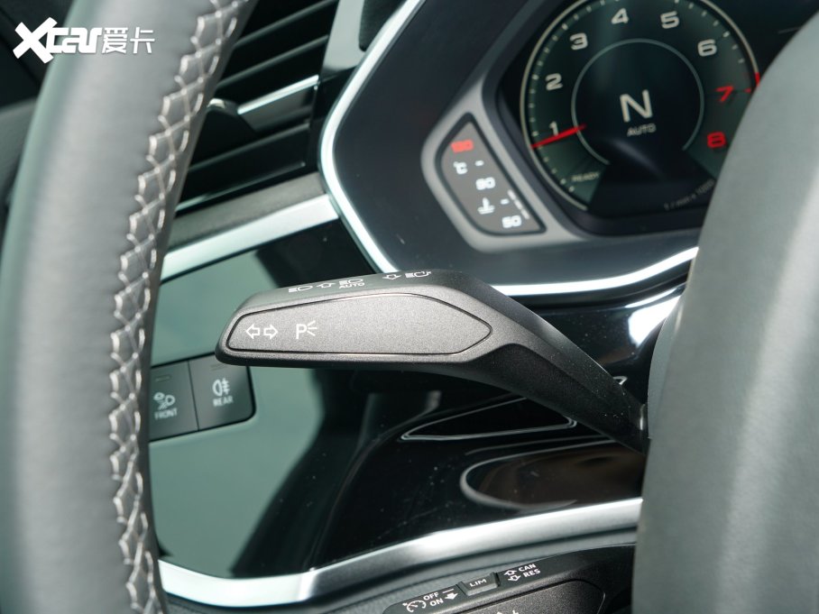 2023WQ3 45 TFSI quattro r(sh)ЄӸ