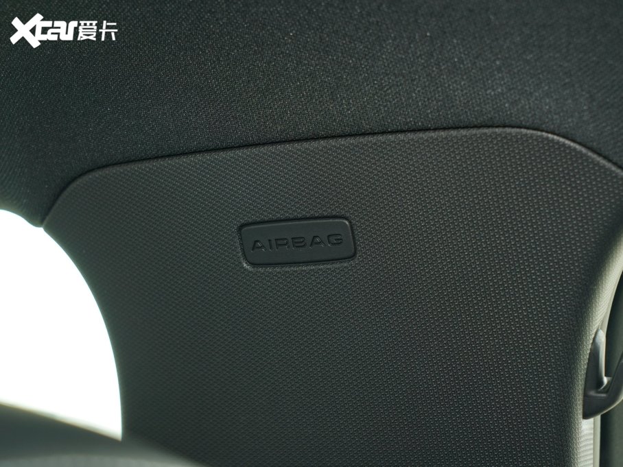 2023WQ3 45 TFSI quattro rЄӸ