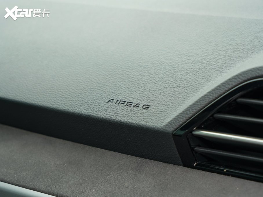 2023?yun)WQ3 45 TFSI quattro r(sh)Є(dng)